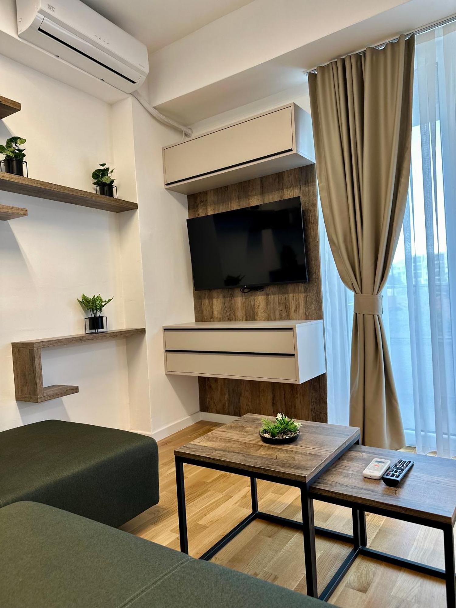 Downtown Riverside Apartments Skopje Exteriör bild